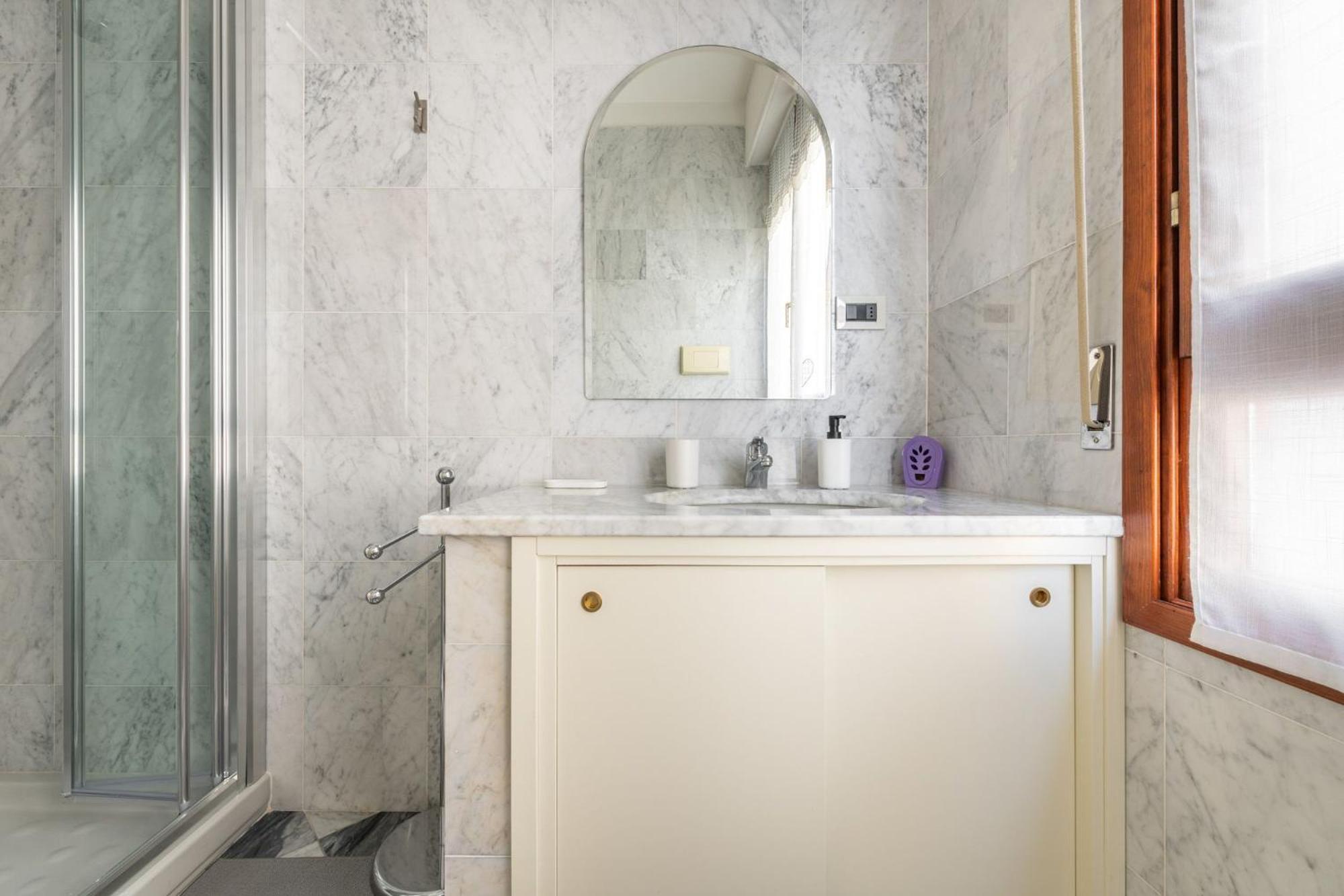 Goldhouse Cagliari